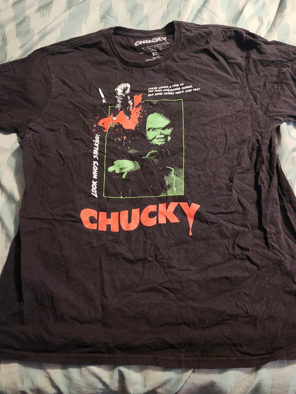 2004-LOOK WHO’S STALKING CHUCKY CHILD’S‎ PLAY BLACK HORROR VTG T-SHIRT Men's XL